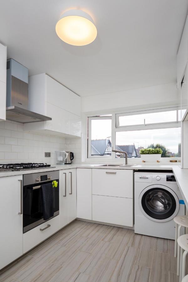Appartamento Stylish And Cosy 1 Bdr Apt, Ealing Broadway Londra
